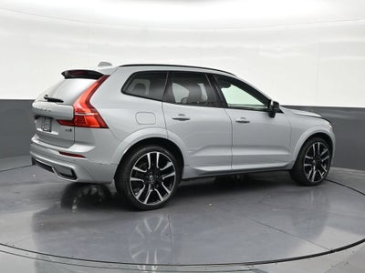 2024 Volvo XC60 Ultimate Dark Theme