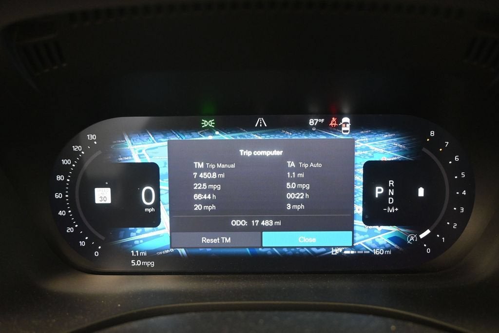 2024 Volvo XC60 B5 Ultimate Dark Theme