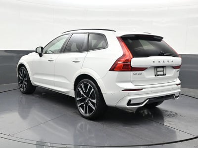 2024 Volvo XC60 B5 Ultimate Dark Theme