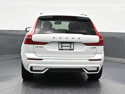 2024 Volvo XC60 B5 Ultimate Dark Theme
