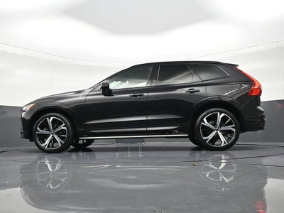 2022 Volvo XC60 R-Design