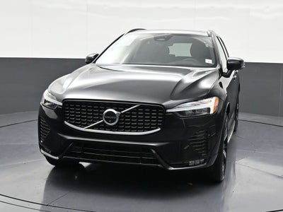 2022 Volvo XC60 R-Design