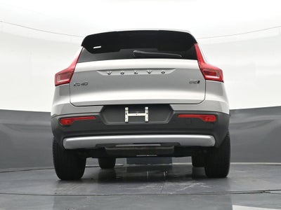 2023 Volvo XC40 B5 Plus Bright Theme