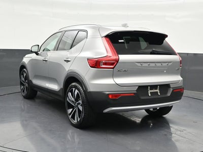 2023 Volvo XC40 B5 Plus Bright Theme