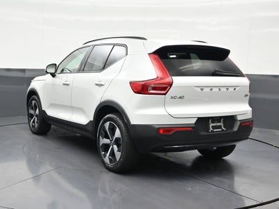 2024 Volvo XC40 Plus Dark Theme