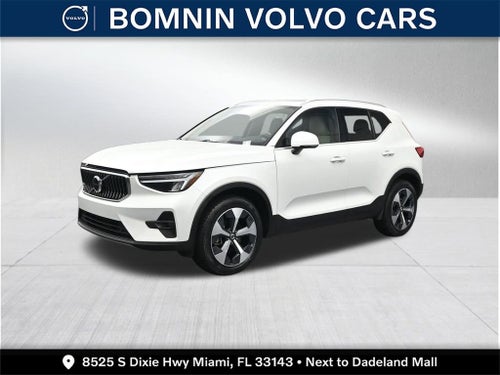 2023 Volvo XC40 Plus Bright Theme