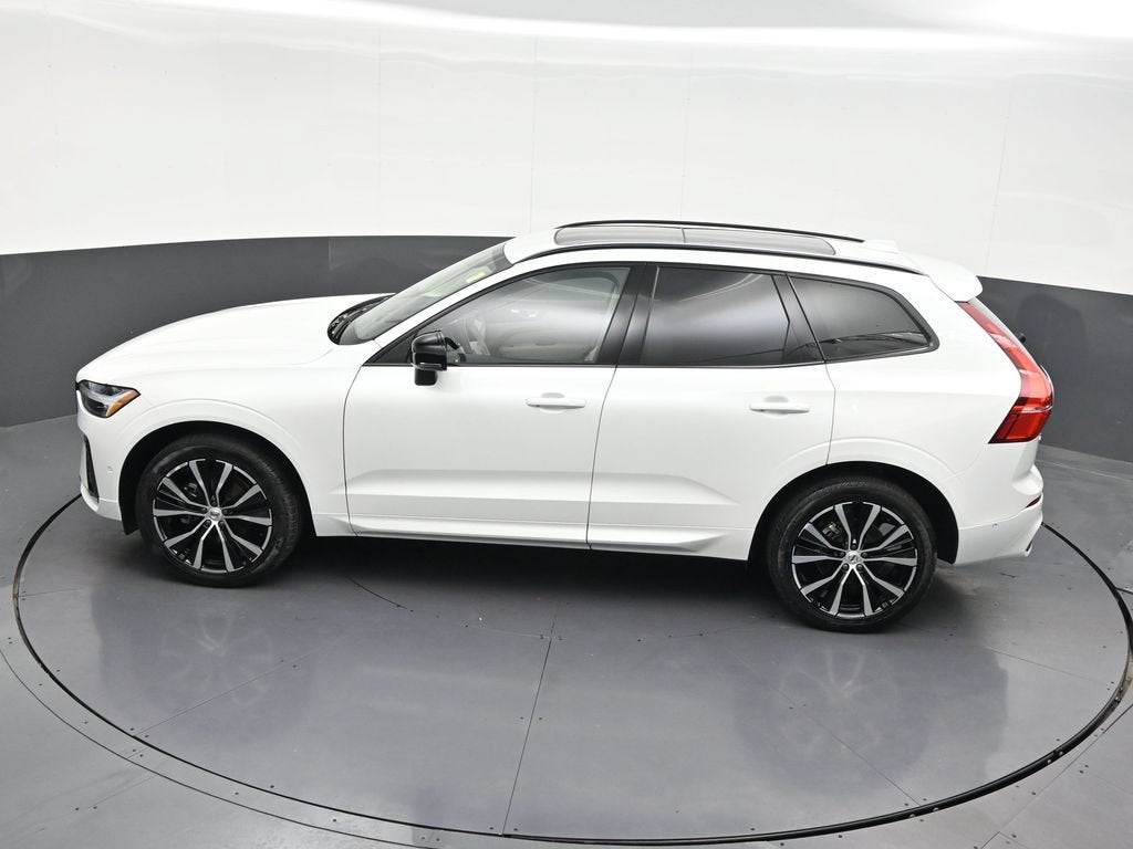 2025 Volvo XC60 B5 Plus