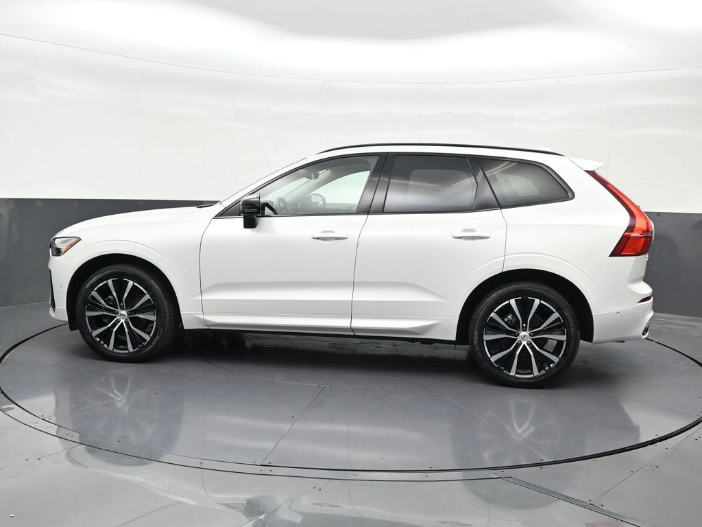 2025 Volvo XC60 B5 Plus