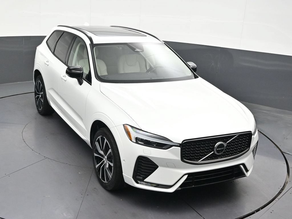 2025 Volvo XC60 B5 Plus