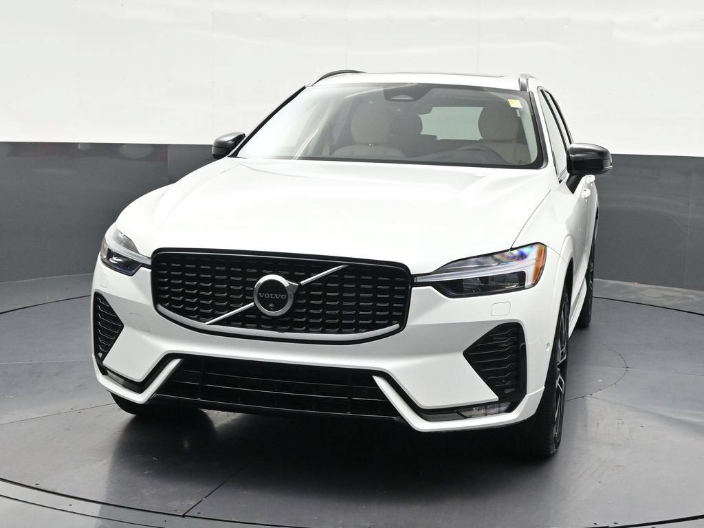 2025 Volvo XC60 B5 Plus