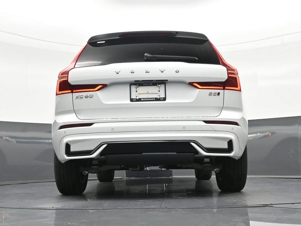 2026 Volvo XC60 Core