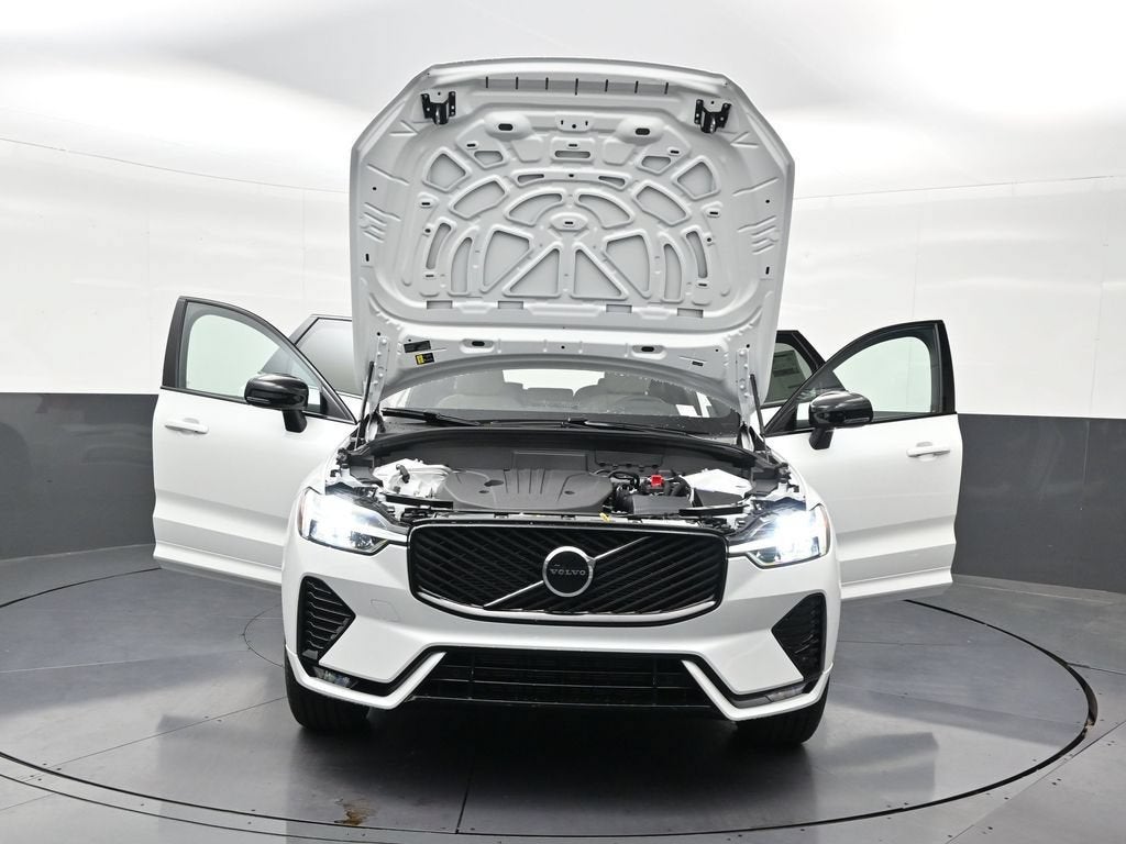 2026 Volvo XC60 Core