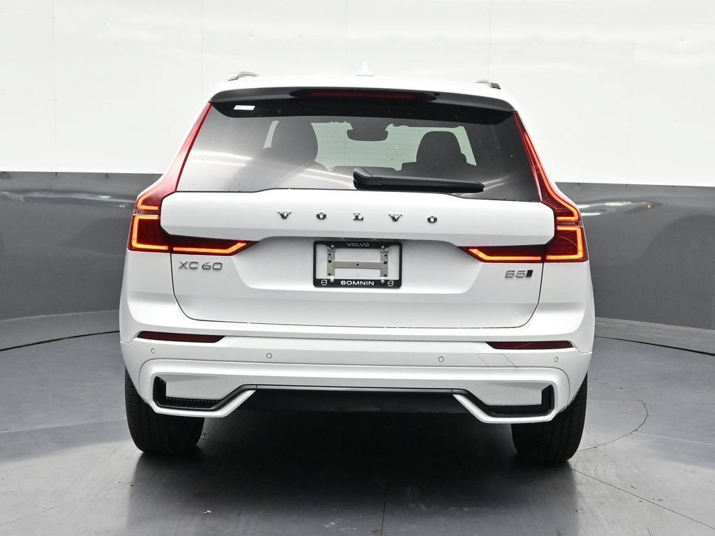 2026 Volvo XC60 Core
