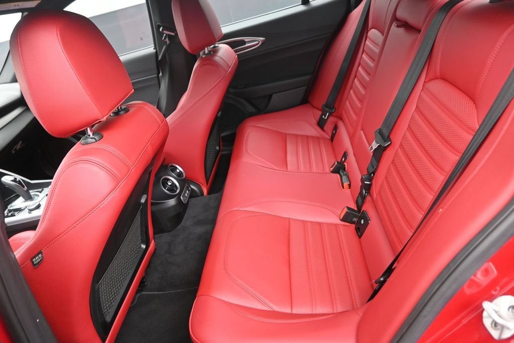 2025 Alfa Romeo Giulia 4DR RWD