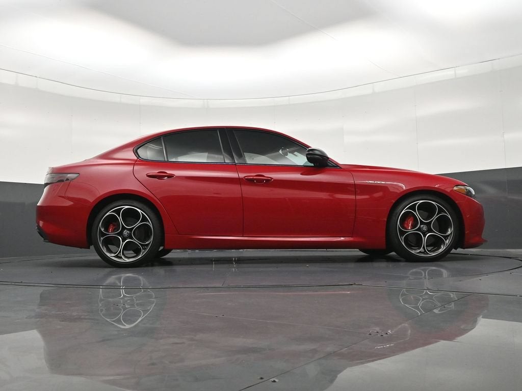 2025 Alfa Romeo Giulia 4DR RWD