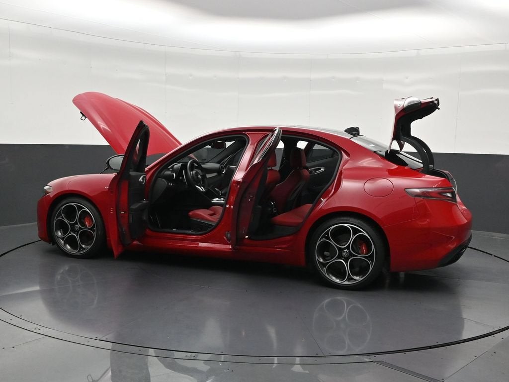 2025 Alfa Romeo Giulia 4DR RWD