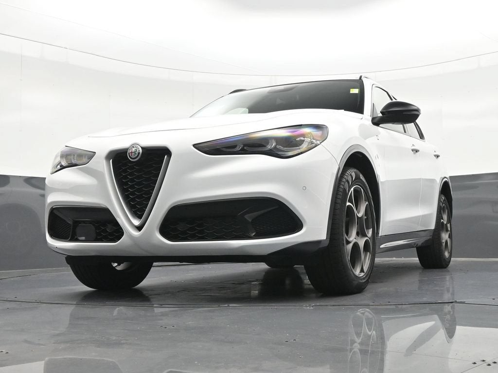 2024 Alfa Romeo Stelvio Ti AWD