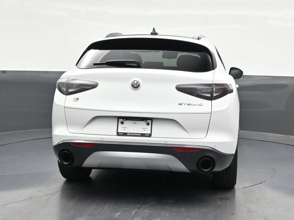 2024 Alfa Romeo Stelvio Ti AWD
