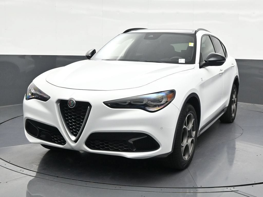 2024 Alfa Romeo Stelvio Ti AWD