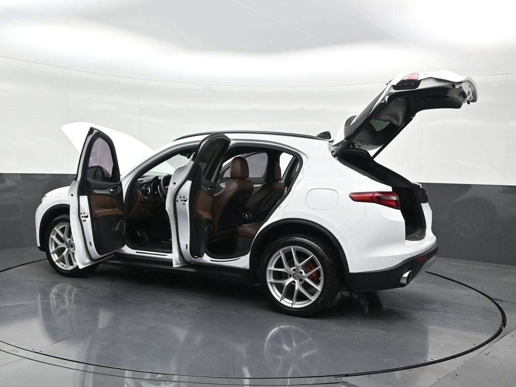2019 Alfa Romeo Stelvio Ti Sport