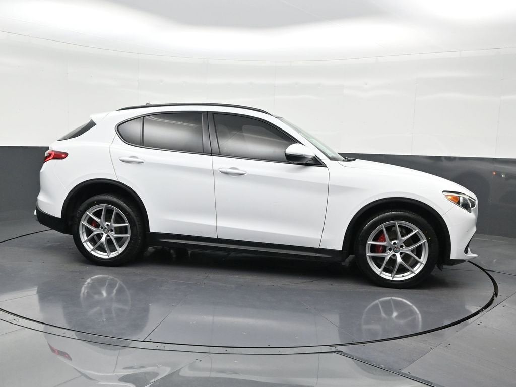 2019 Alfa Romeo Stelvio Ti Sport