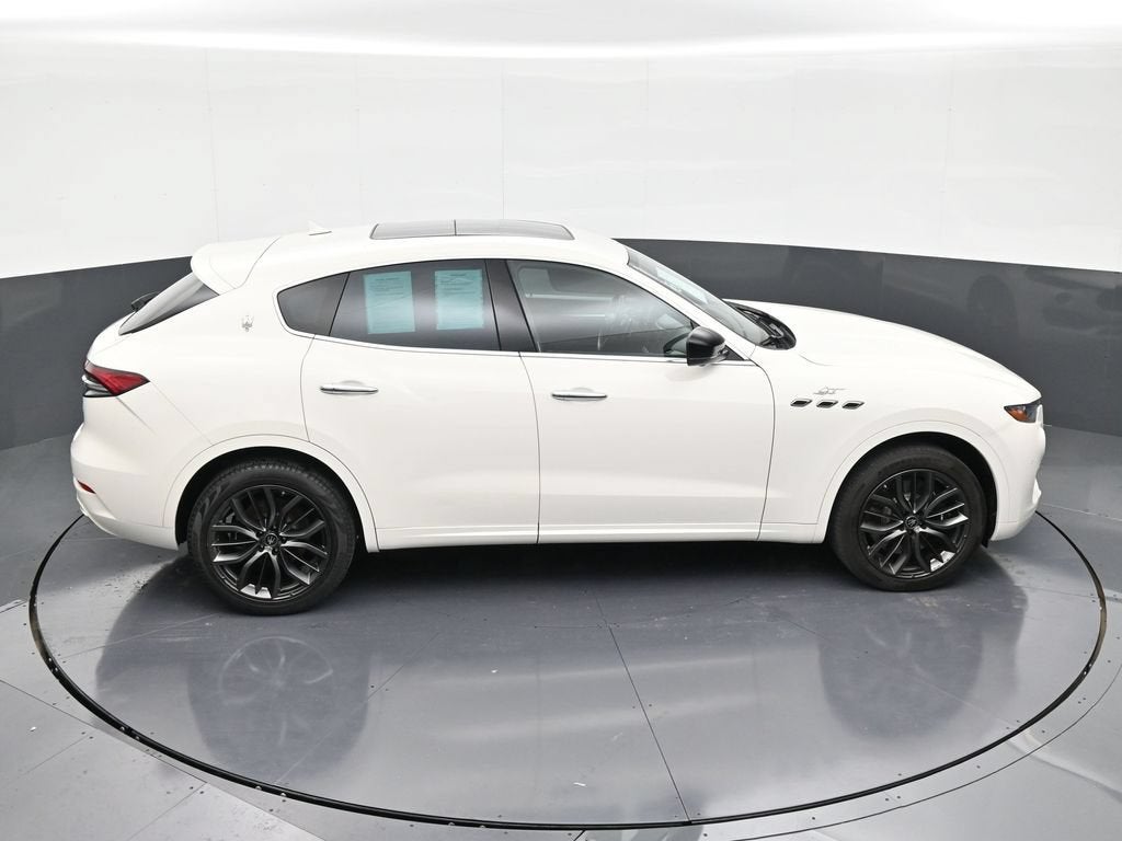 2024 Maserati Levante GT Ultima