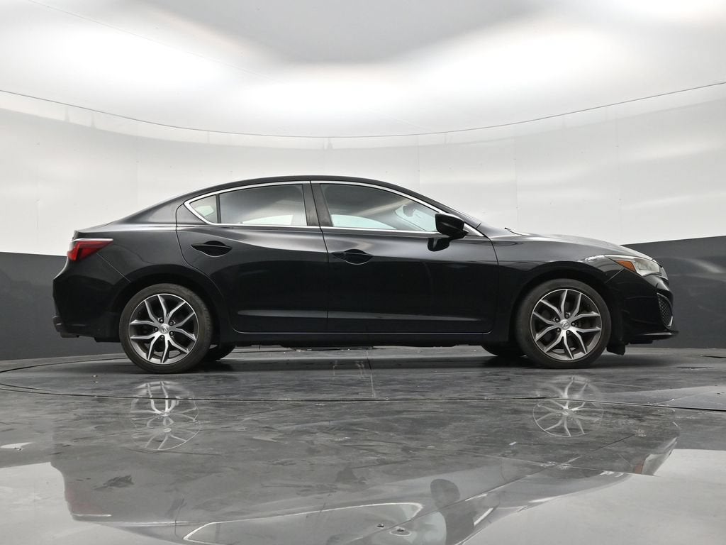 2019 Acura ILX w/Premium Pkg
