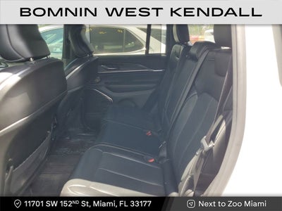 2023 Jeep Grand Cherokee Overland