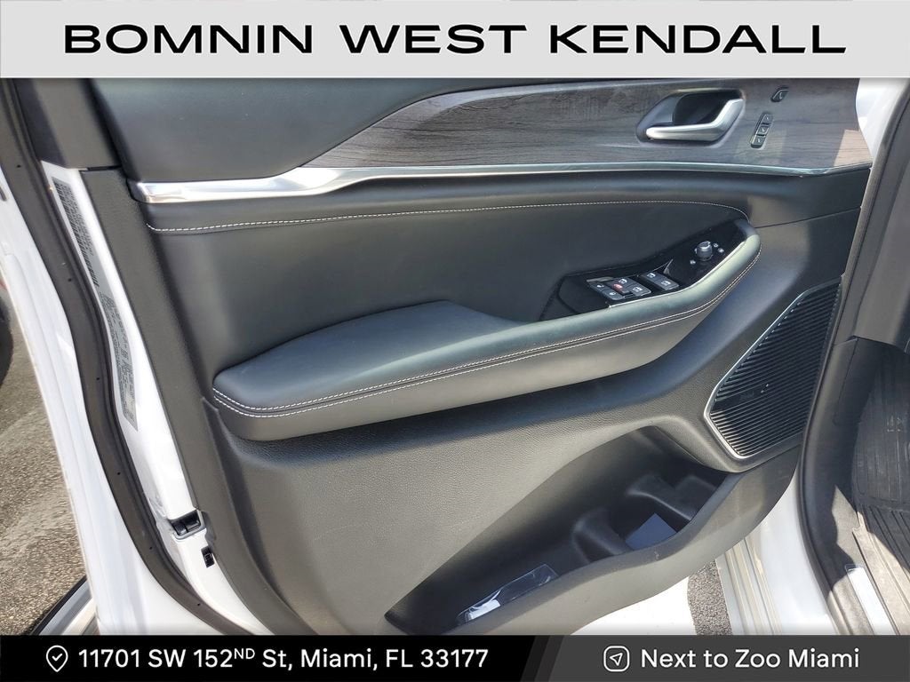 2023 Jeep Grand Cherokee Overland