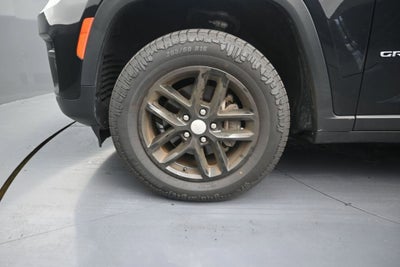 2024 Jeep Grand Cherokee Laredo X