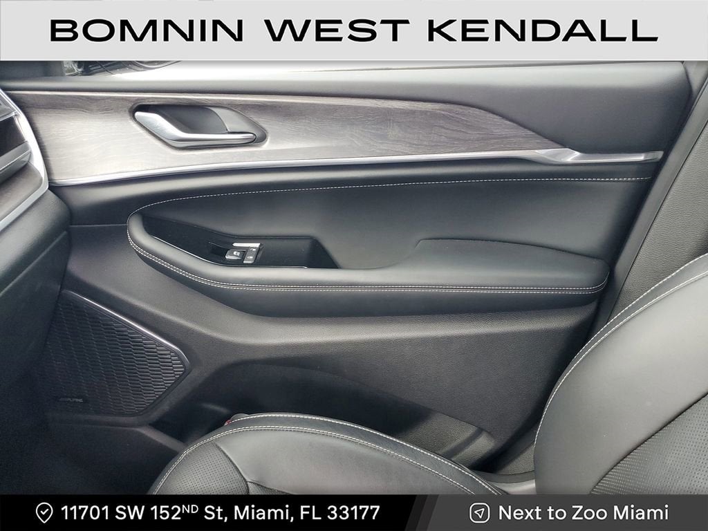 2023 Jeep Grand Cherokee Overland