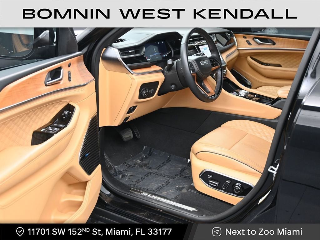 2023 Jeep Grand Cherokee Summit Reserve