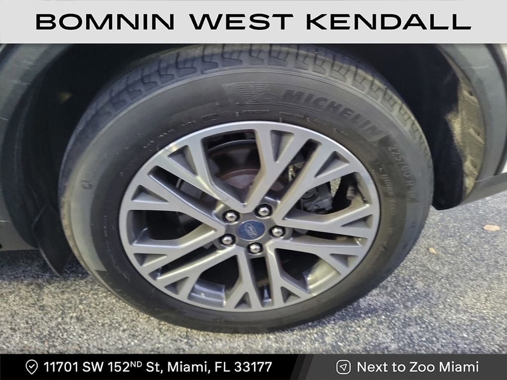 2021 Ford Escape SEL