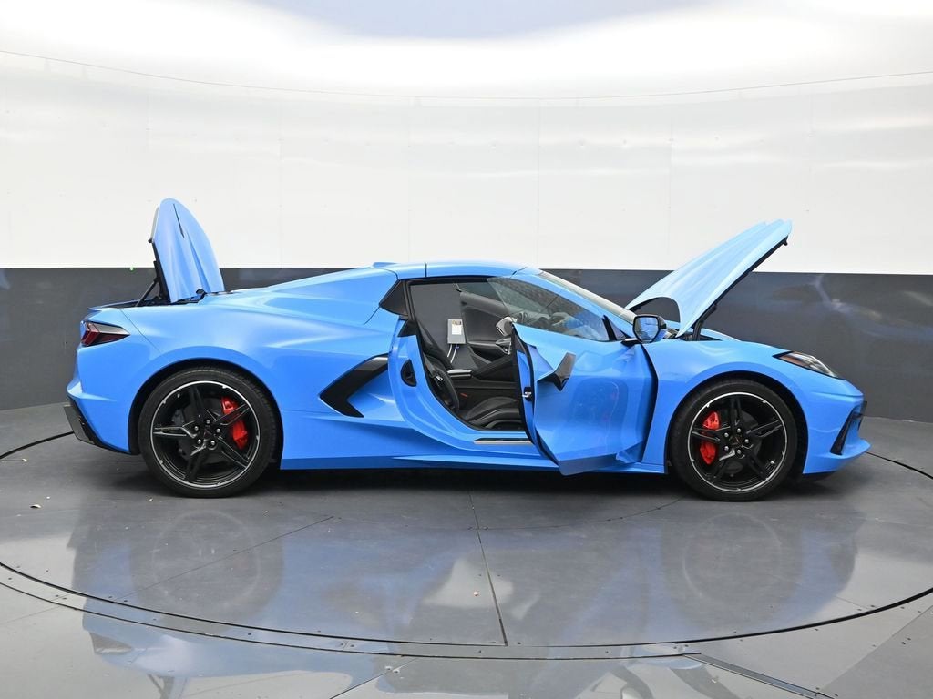2025 Chevrolet Corvette Stingray 2LT
