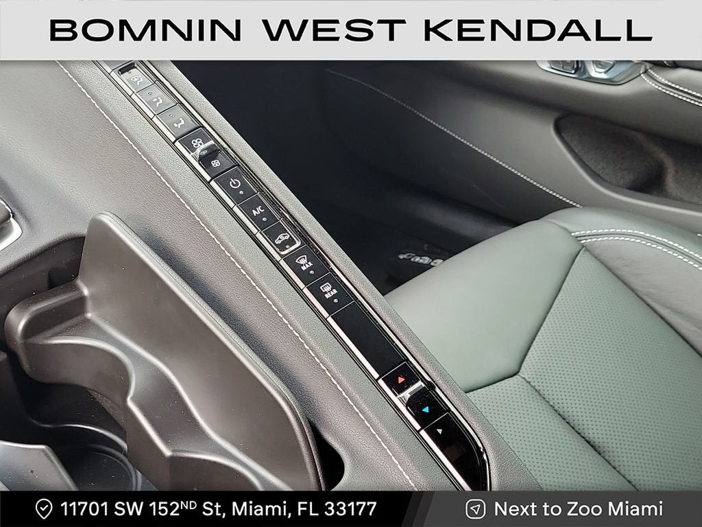 2025 Chevrolet Corvette E-Ray 1LZ