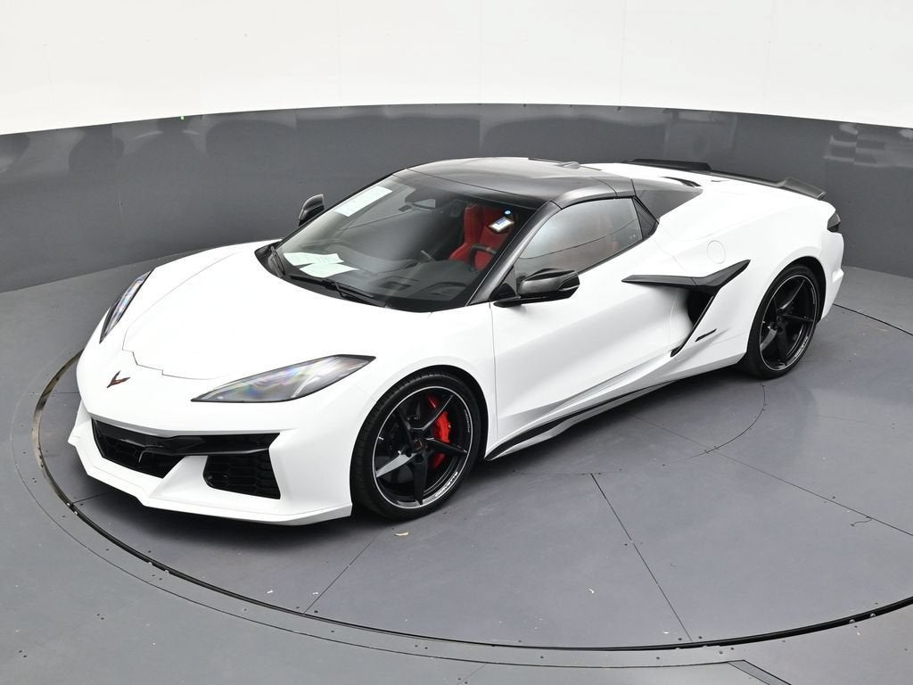2025 Chevrolet Corvette E-Ray 1LZ