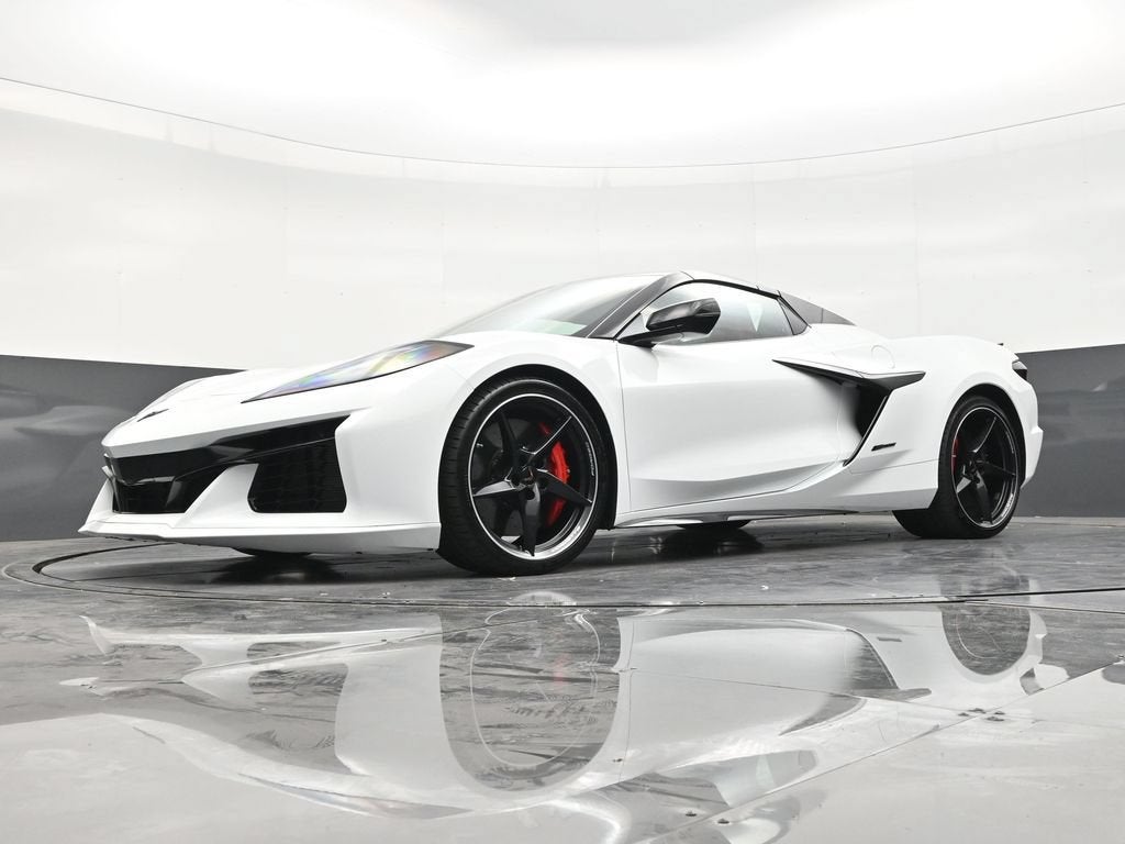 2025 Chevrolet Corvette E-Ray 1LZ