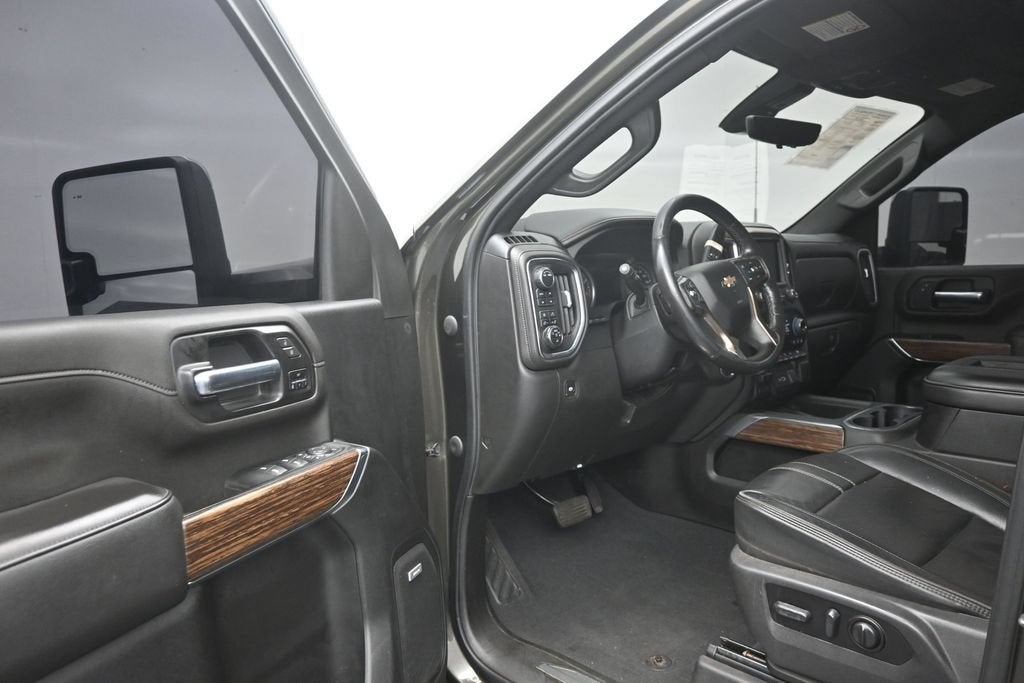 2022 Chevrolet Silverado 3500 HD High Country DRW