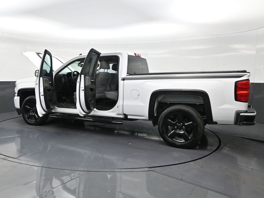 2018 Chevrolet Silverado 1500 Custom