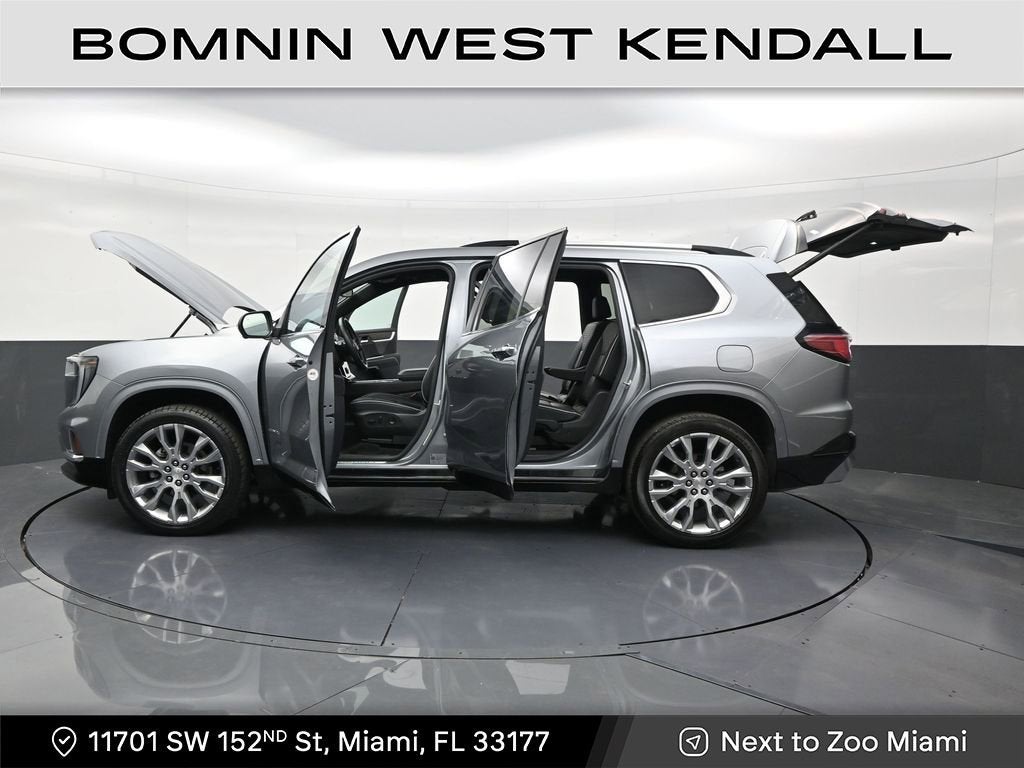 2024 GMC Acadia Denali