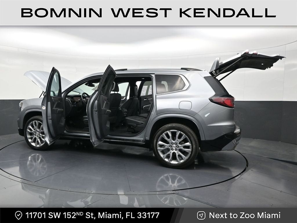 2024 GMC Acadia Denali