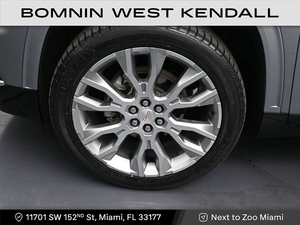 2024 GMC Acadia Denali