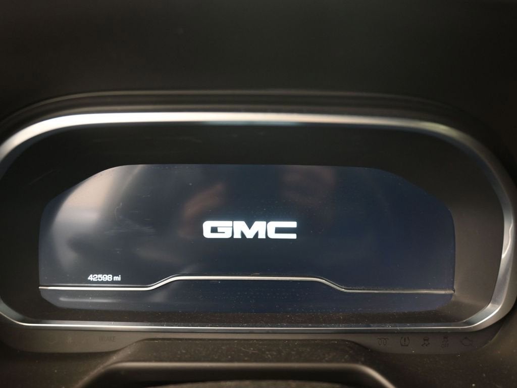 2023 GMC Yukon SLE
