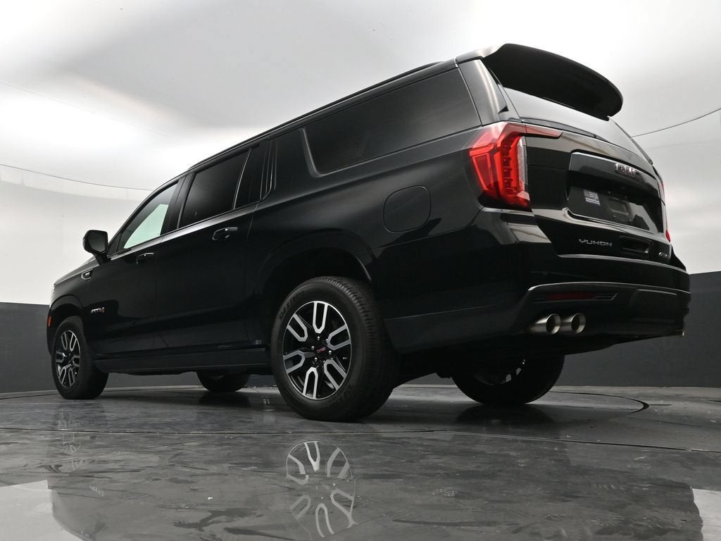 2022 GMC Yukon XL AT4