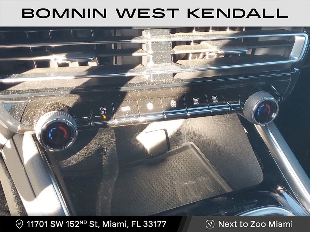 2024 Chevrolet Traverse LS