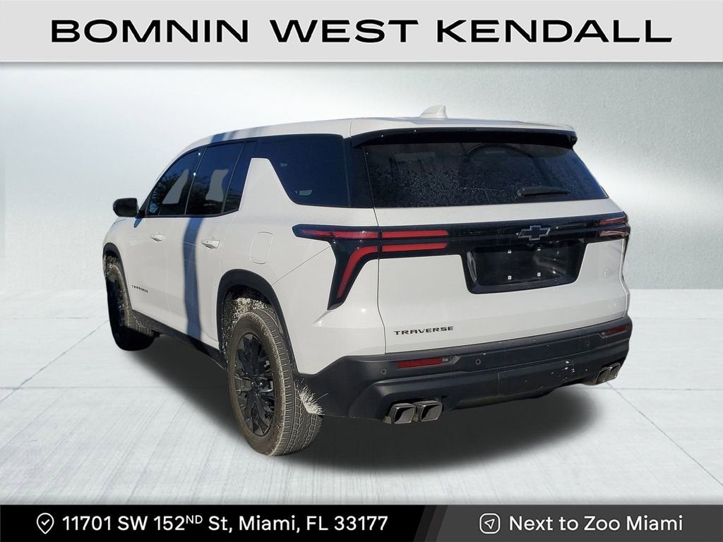 2024 Chevrolet Traverse LS