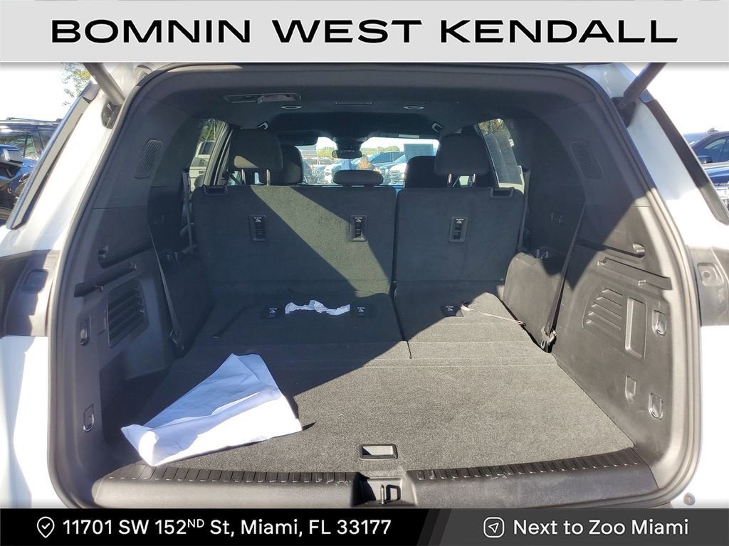 2024 Chevrolet Traverse LS