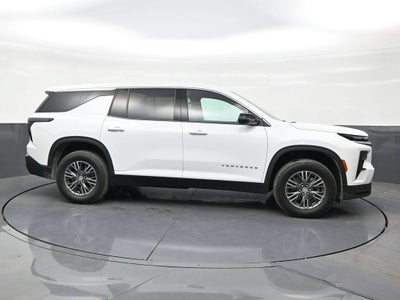 2024 Chevrolet Traverse LS