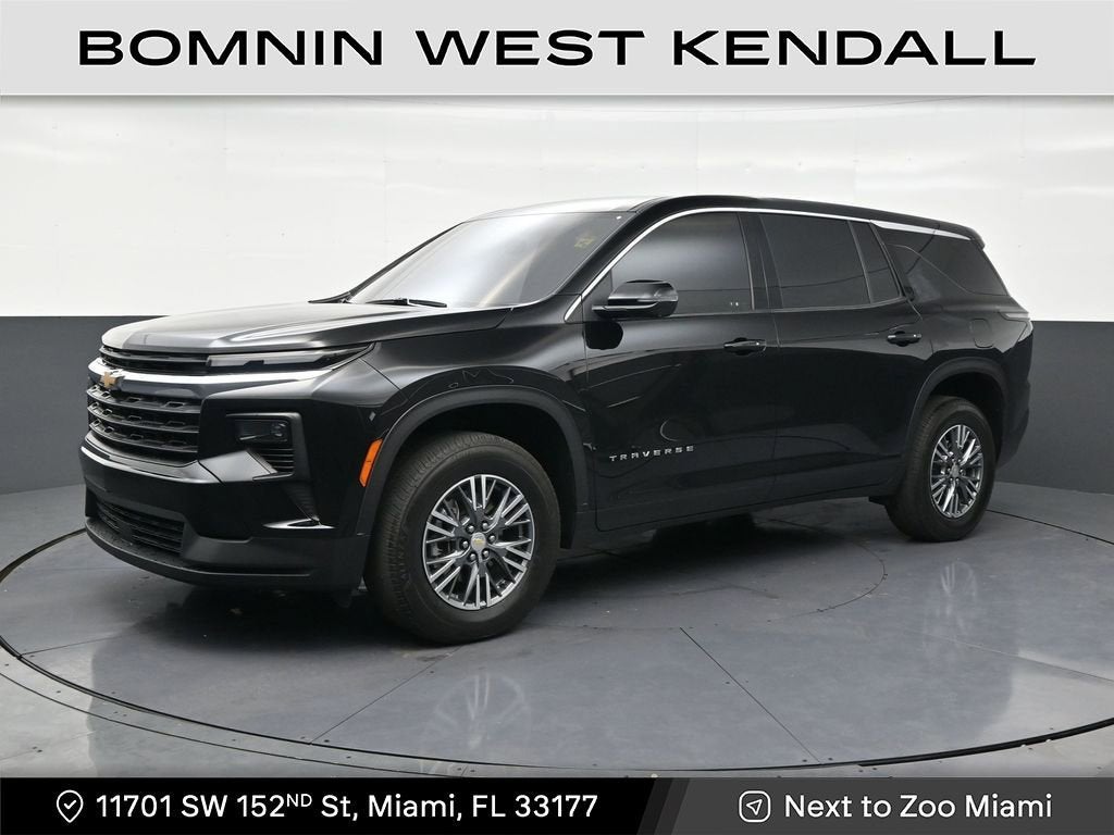 2024 Chevrolet Traverse LS