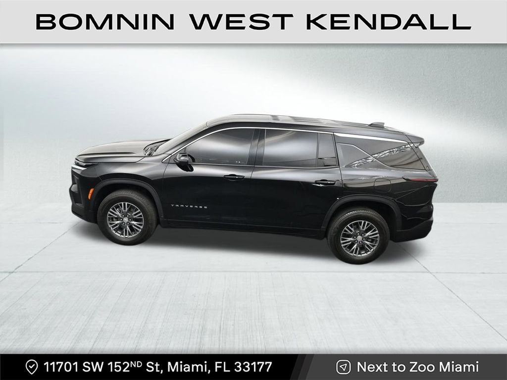 2024 Chevrolet Traverse LS